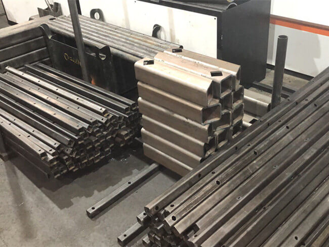 laser cutting tube
